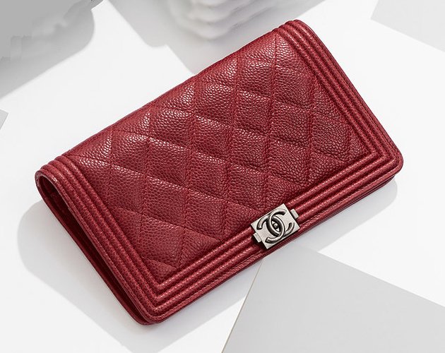 Chanel Boy Zip Around Wallet Quilted Lambskin Small Red 2164271
