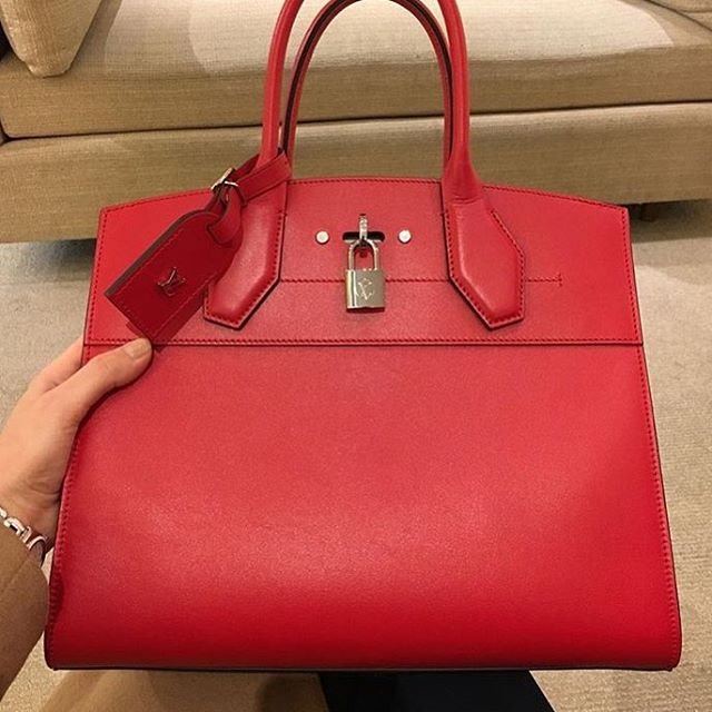 Louis Vuitton Red City Steamer - ShopStyle Tote Bags