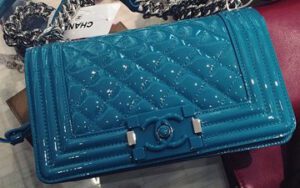 Chanel Boy Patent Bag with Plexiglass CC Boy Clasp | Bragmybag