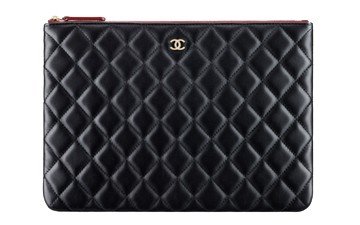 Chanel O Case thumb