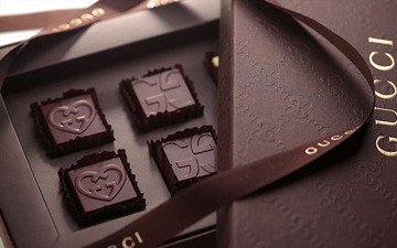 Gucci 2015 Valentine Chocolate Gift thumb