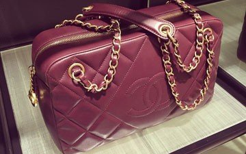 Chanel Camera Bag Burgundy thumb