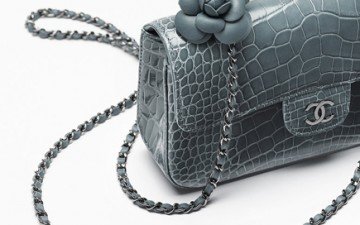 Chanel Shiny Aligator Flap thumb