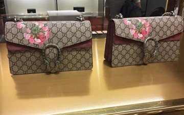 Gucci dionysus gg supreme canvas shoulder bag thumb