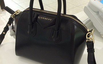 A Closer Look Givenchy Mini Patent Antigona Bag thumb