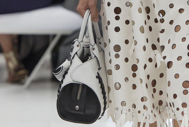 Tod’s Spring Summer 2016 Runway Bag Collection Featuring The New ...