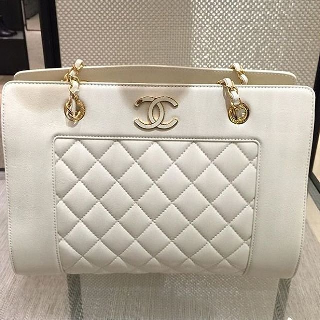 A Closer Look: Chanel Mademoiselle Shopping Bag | Bragmybag