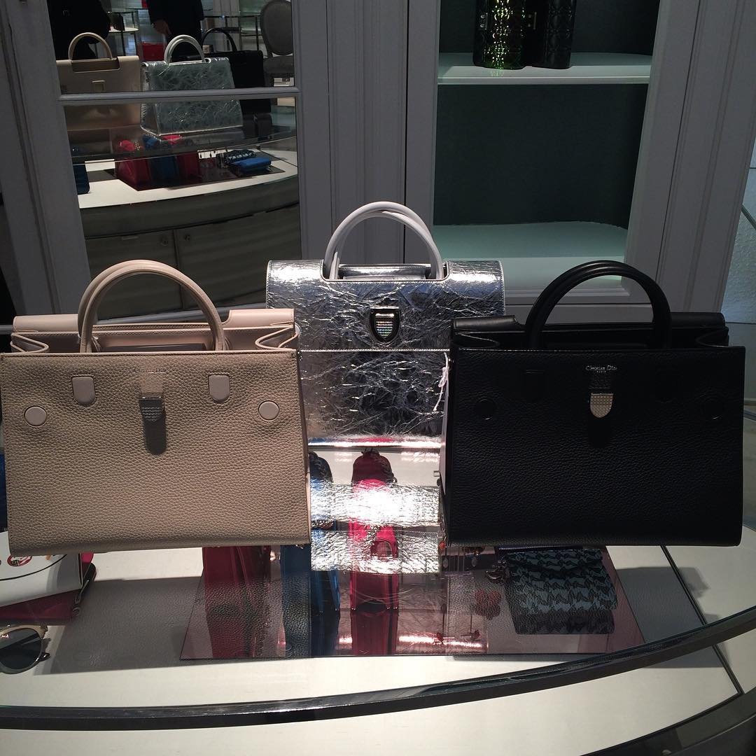A Closer Look: Dior Diorever Tote Bag 