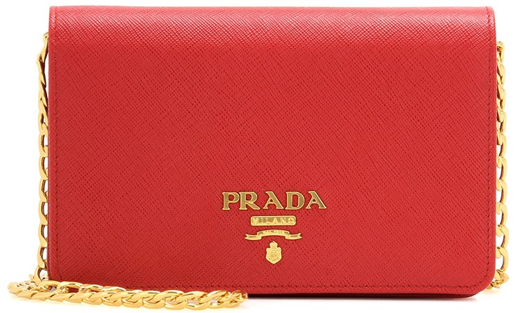 Qoo10 - Prada WOC : Bag & Wallet