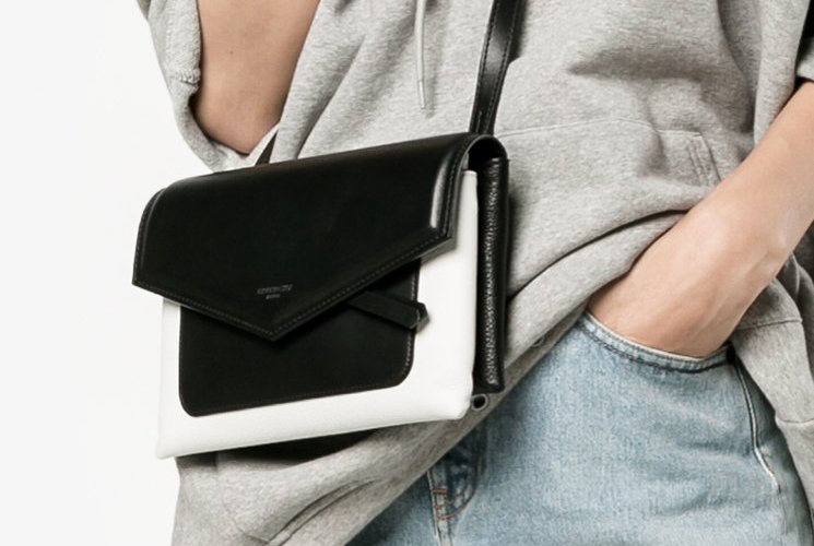 Givenchy Duetto Shoulder Bag | Bragmybag