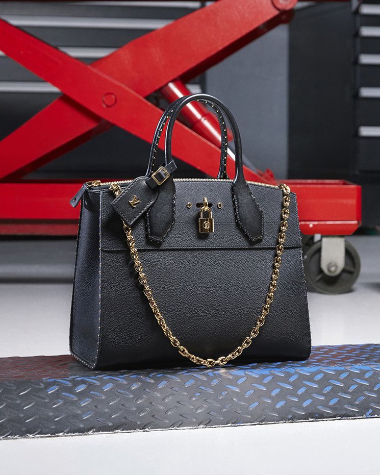 Louis Vuitton Reverse Monogram Brogue City Steamer MM - Handle Bags,  Handbags