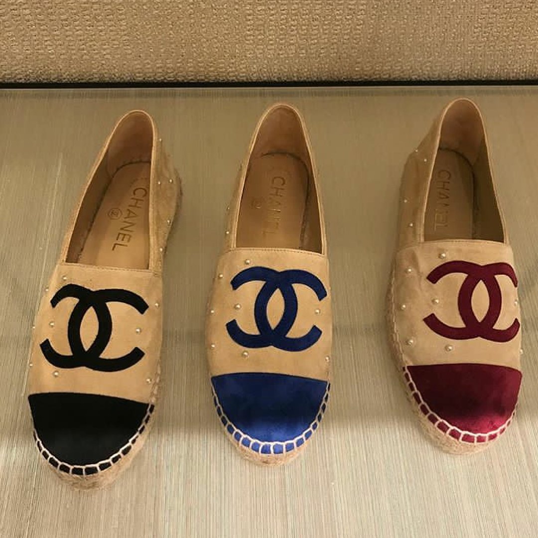 chanel espadrilles with pearls