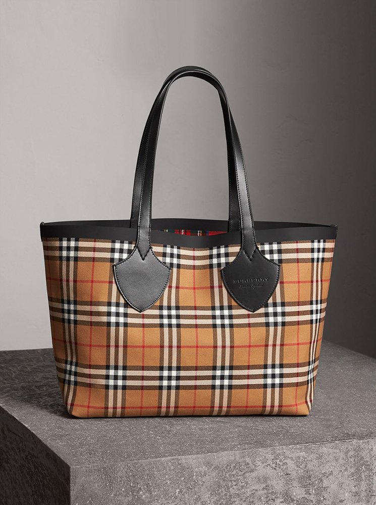 Burberry Vintage Check Medium The Giant Reversible Tote