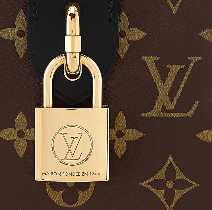 Bento box vintage leather handbag Louis Vuitton Beige in Leather - 32540172