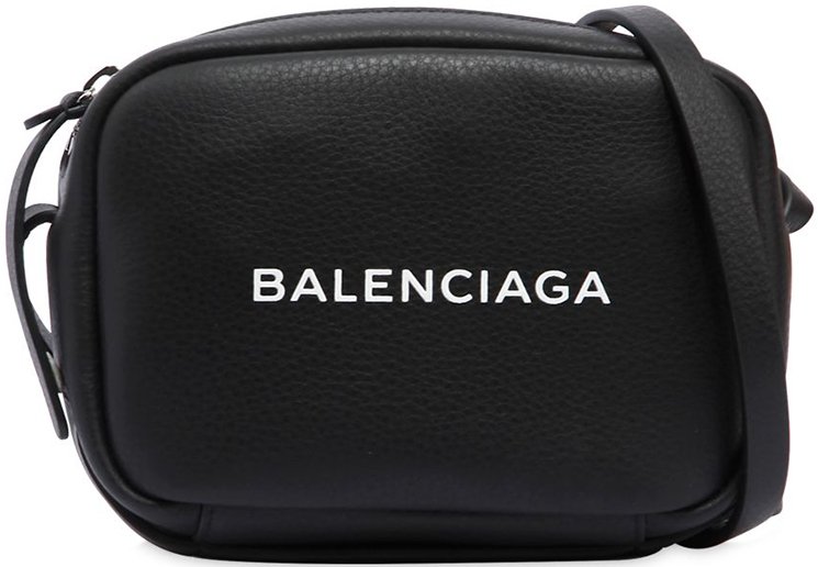 balenciaga everyday camera bag small