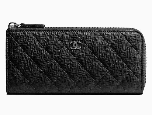 CHANEL PreOwned 19 ziparound Wallet  Farfetch