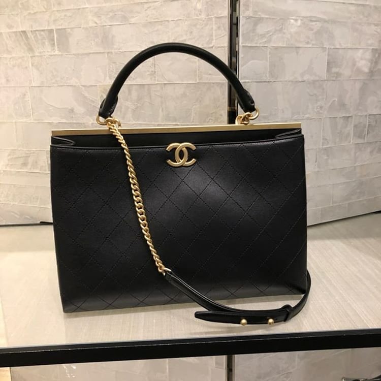 Chanel Coco Luxe Top Handle Bag