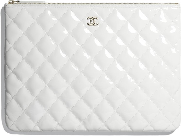 Chanel Small O-Case (new size!) : Review & what fits 