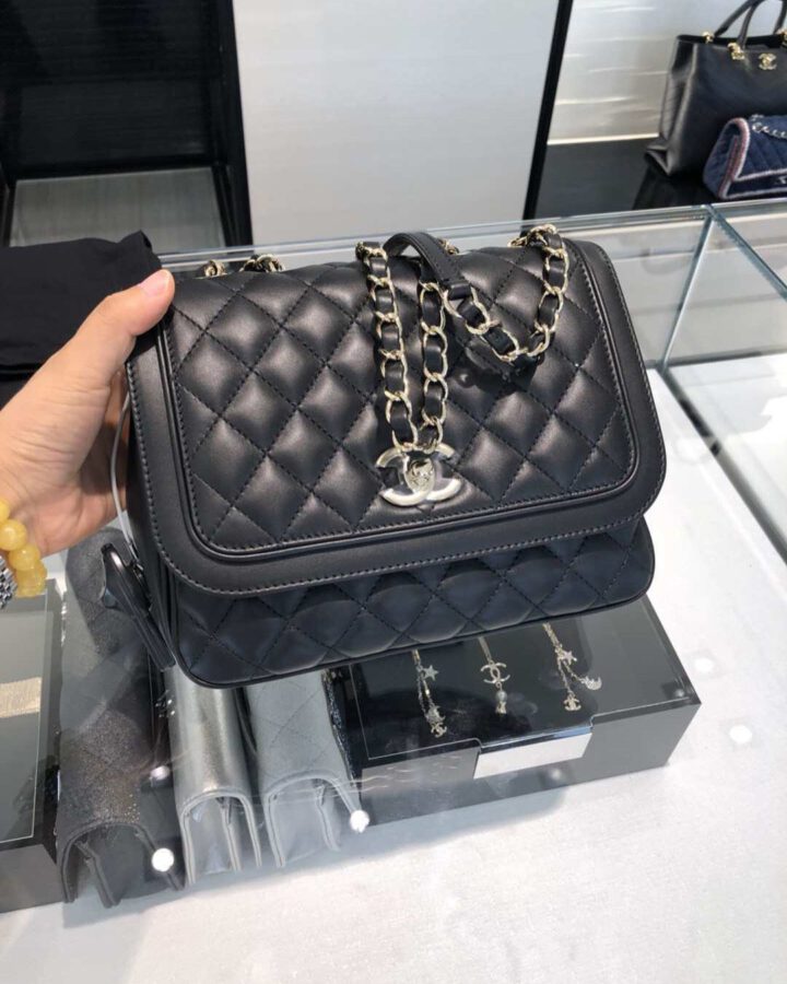 Chanel Vintage Flap Bag | Bragmybag