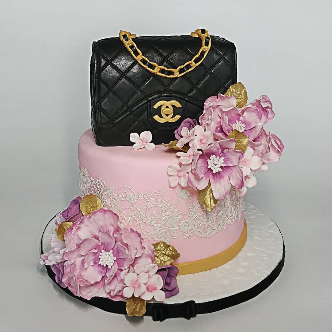 Chanel Handbag Cake Tutorial | Molly's Kitchen Queens - YouTube
