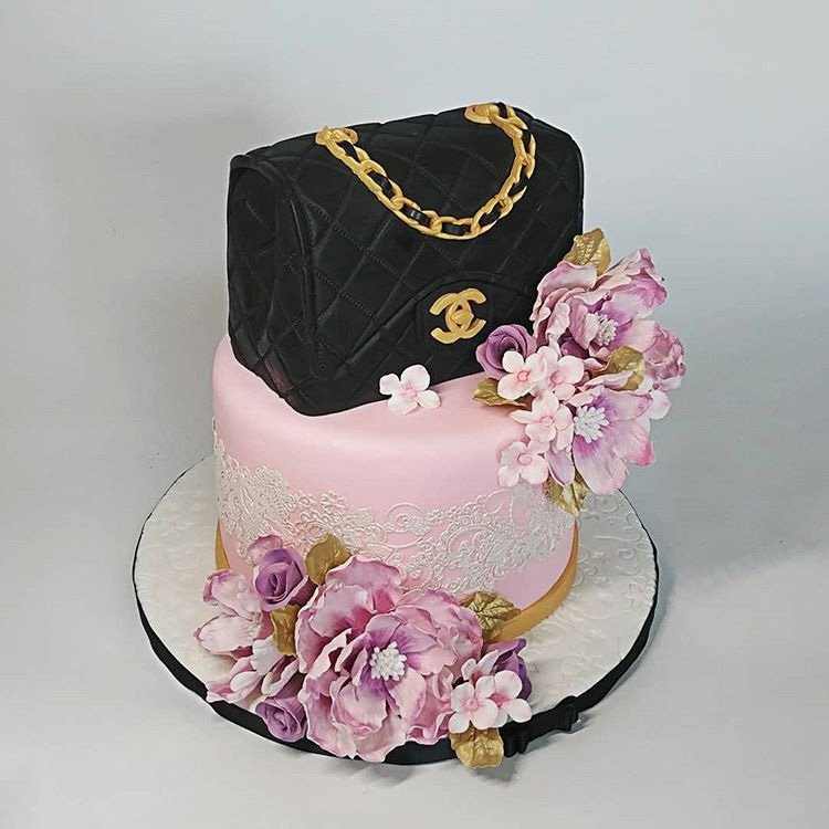 Chanel Shopping Bag on Cake  Heidelberg Cakes