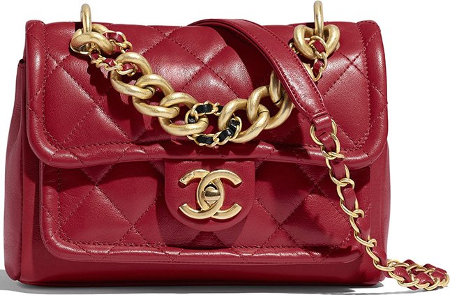 Coco handle Chanel bag in red 2019  Chanel clutch bag, Chanel bag, Chanel  handbags pink