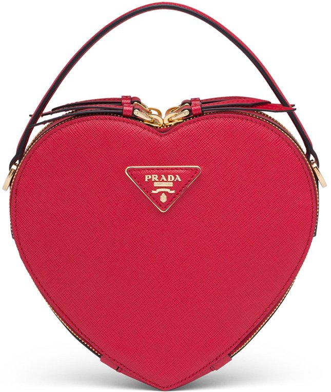 These heart-shaped Prada bags 😍 💓 🎀