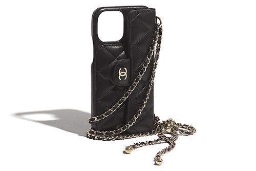 Introducir 51+ imagen chanel phone case with chain