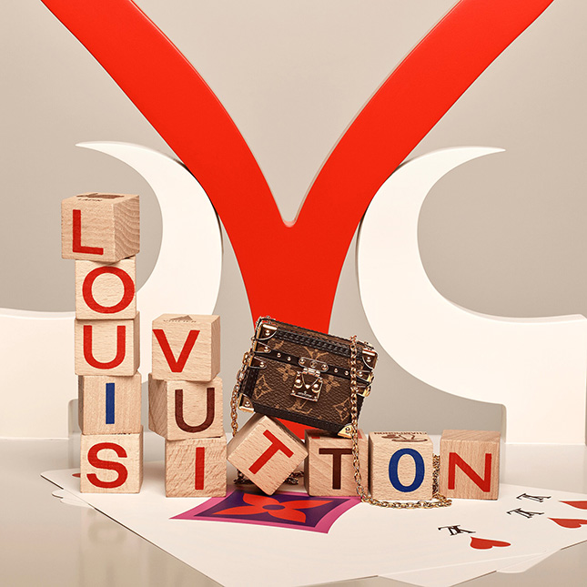 Louis Vuitton Trunk Box Earphone Pouch Shoulder Bag Monogram Brown MP3273  F/S