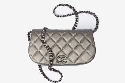 Chanel Metallic Clutch With Chain thumb