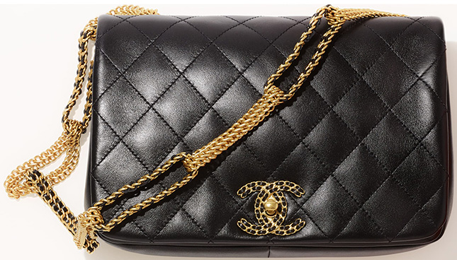 Bvprive on X: Chanel Hobo Calfskin Bag Cruise SS 2022   #chanel #authentic  / X