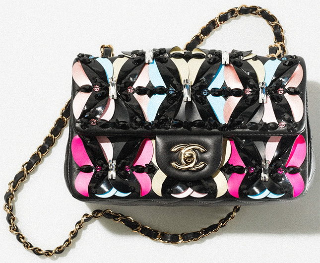 Chanel 2022 spring-summer handbag collection is here! — The Art Of