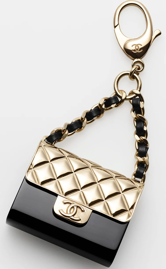 CHANEL Matelasse chain card holder Product Code2104101905924BRAND OFF  Online Store