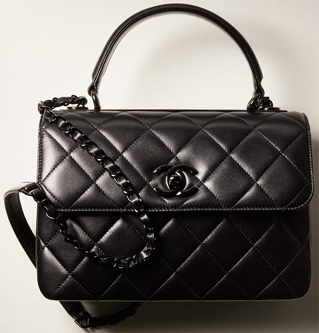 Replica Chanel 22 Large Handbag Shiny Calfskin AS3262 Black
