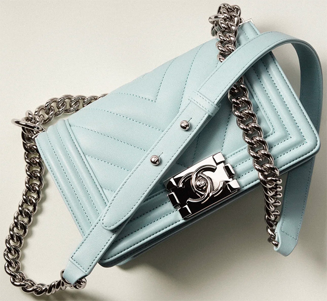Chanel FW21/22 Small Leather Goods Release