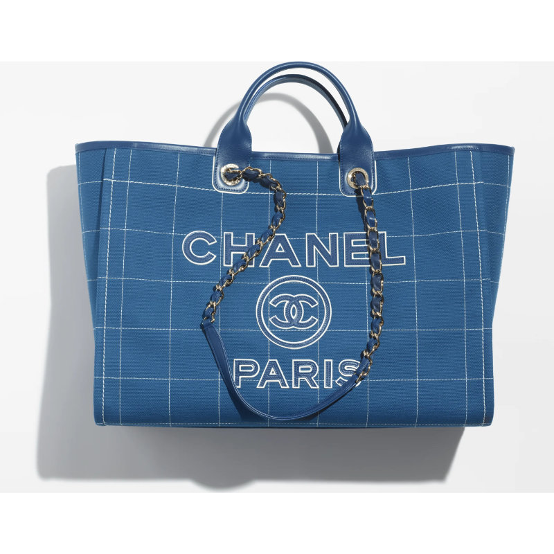Shop CHANEL MATELASSE 2022 Cruise Leather Shoulder Bags (22C AS1787B02916  NG122 UNI) by Grijze