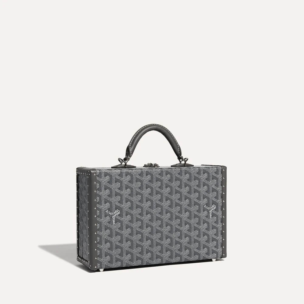 Step into 2022 the Goyard way: introducing the Grand-Hôtel trunk