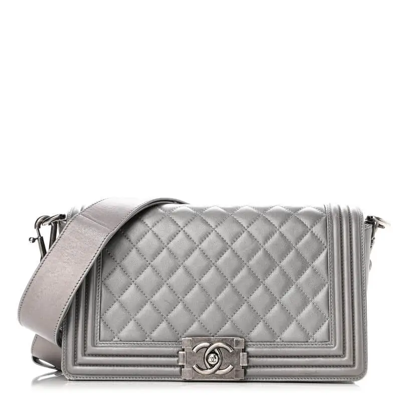 Chanel boy New medium bag prices 8