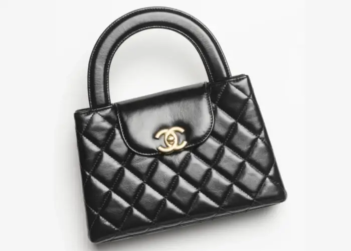 chanel kelly bag front image